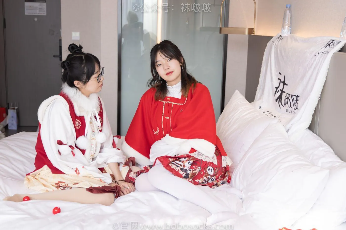 [BoBoSocks袜啵啵]NO.054 小甜豆与稚予-给大家拜年啦 [139P]插图4